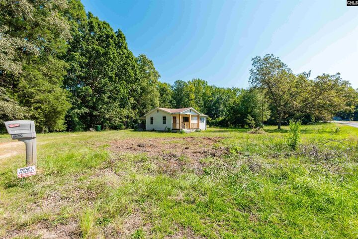 Property Photo:  1322 Friendly Woods  SC 29016 