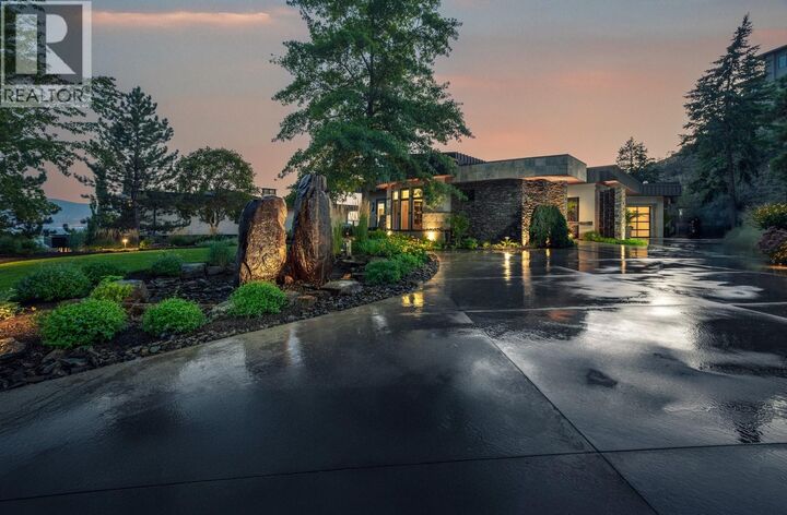 Property Photo: 742 Highpointe Place BC V1V 2Y3