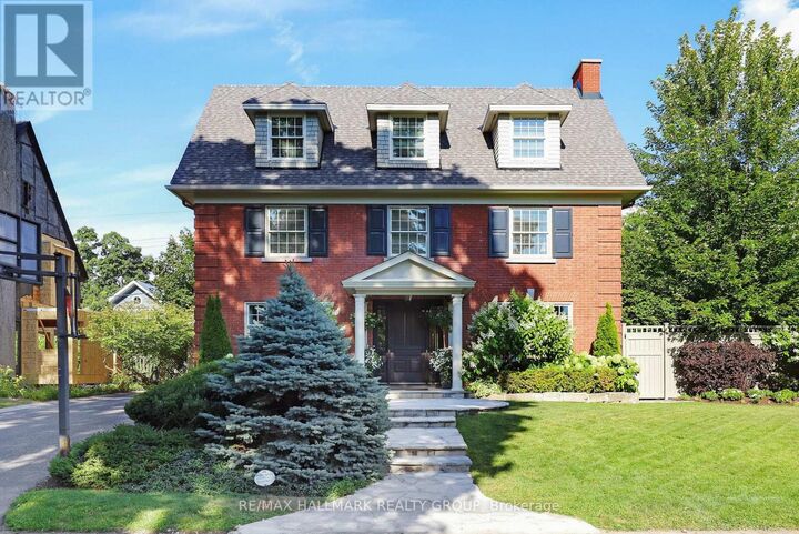 525 Piccadilly Avenue  Ottawa ON K1Y 0H7 photo