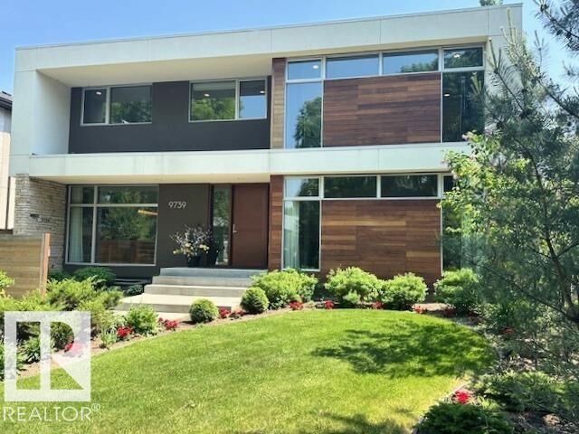 Photo de la propriété:  9739 145 St NW  AB T5N 2X1 