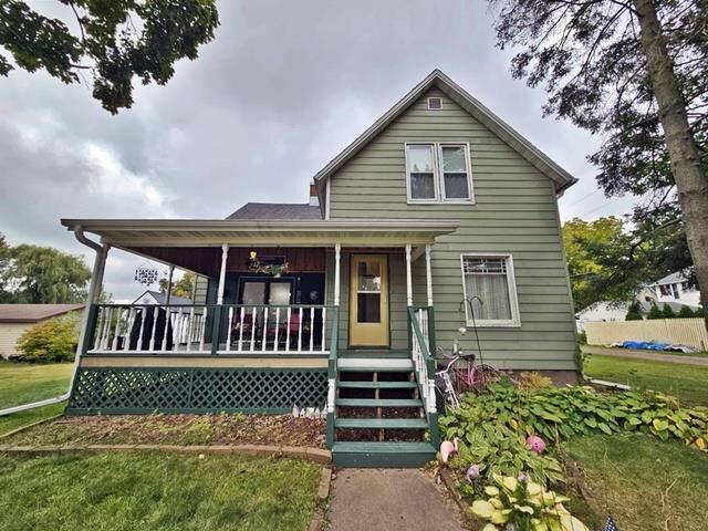Property Photo:  510 East 2nd Street  WI 54449 