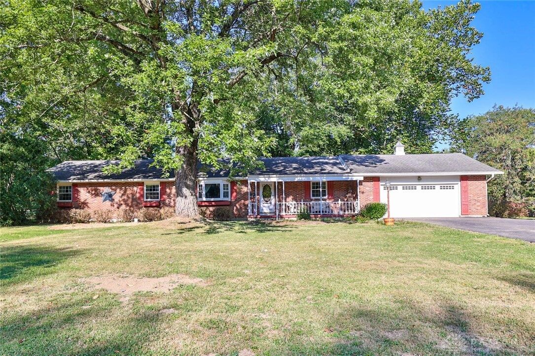 Property Photo: 7643 Walmac Street OH 45424