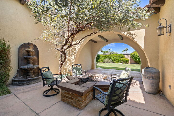 Property Photo:  81840 Contento Street  CA 92253 