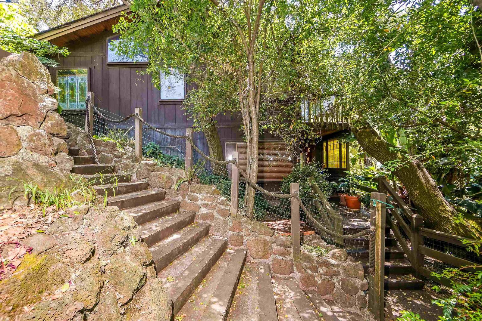 Property Photo:  21 Red Rock Way  CA 94903 