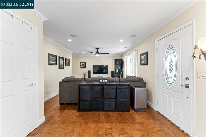 Property Photo: 1236 Highland Blvd CA 94542