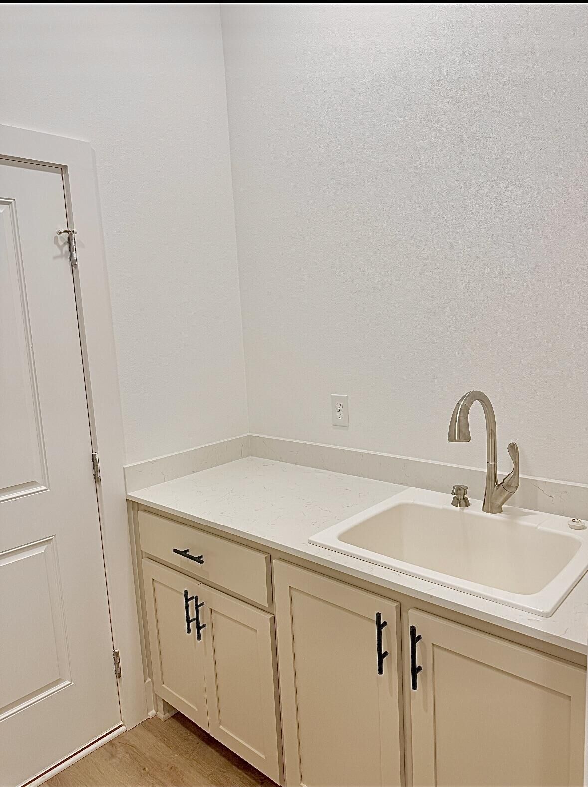 Property Photo:  6647 Desoto Street  FL 32566 