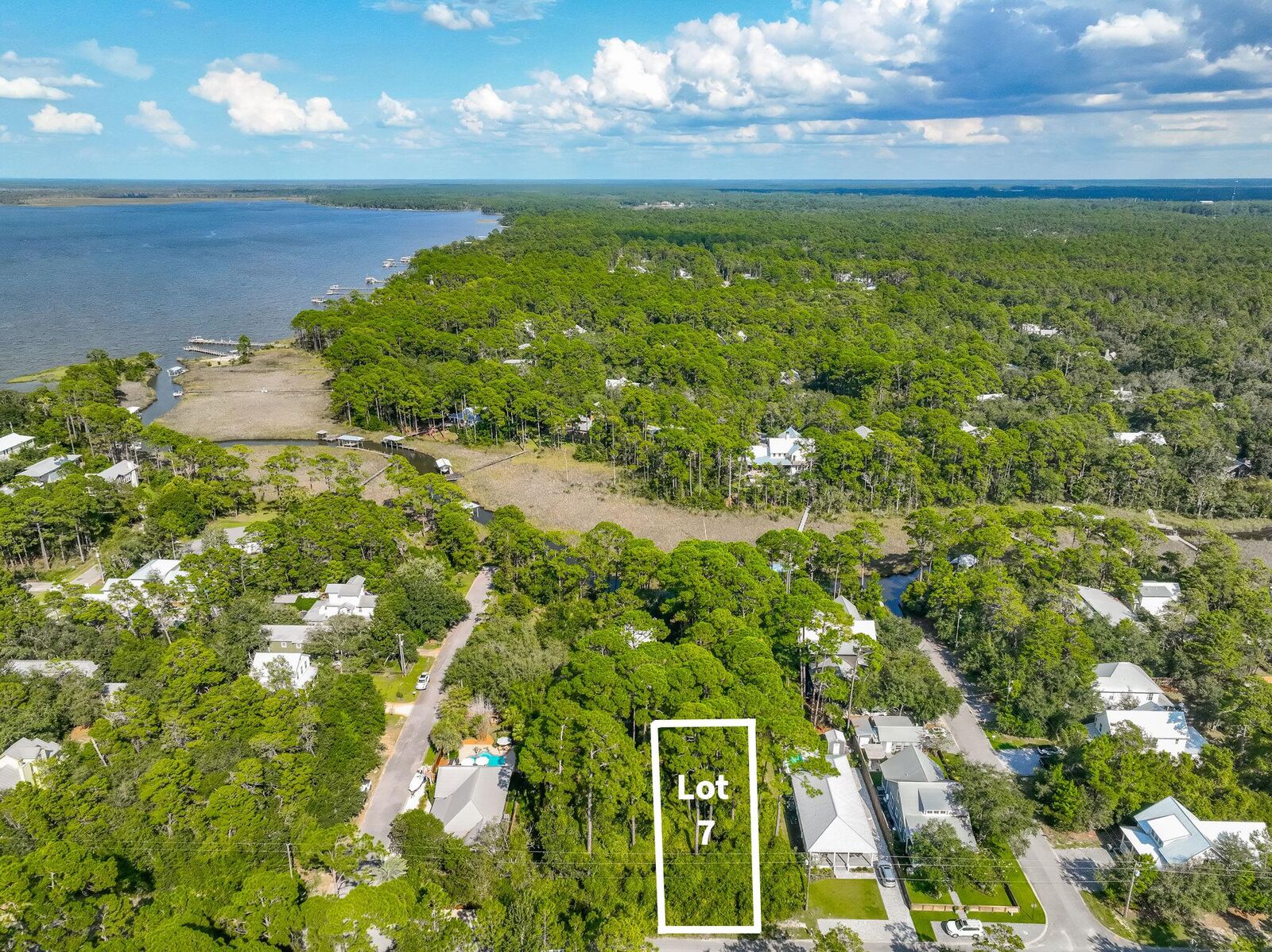Property Photo:  Lot 7 S Magnolia Beach Way  FL 32459 