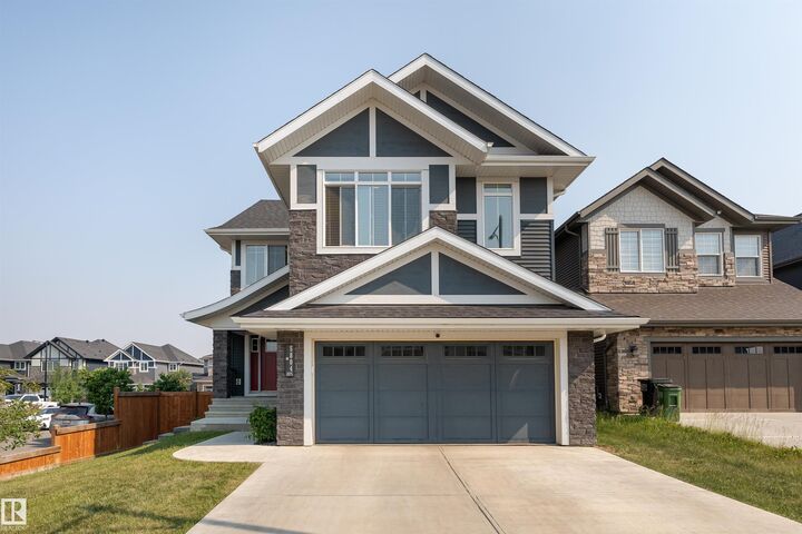 Property Photo:  5804 Keeping Court SW  AB T6W 4K4 