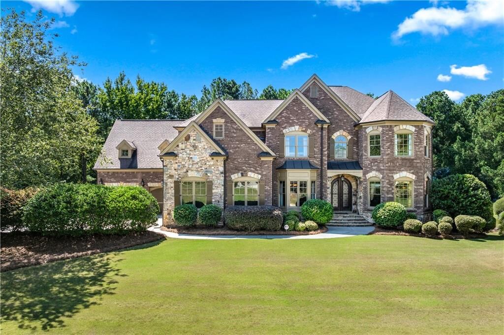 Property Photo: 2457 Treehaven Drive GA 30078