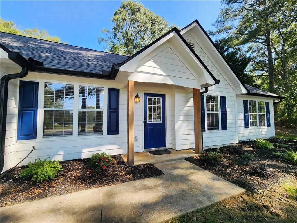 Property Photo:  2395 Turner Road SW  GA 30094 