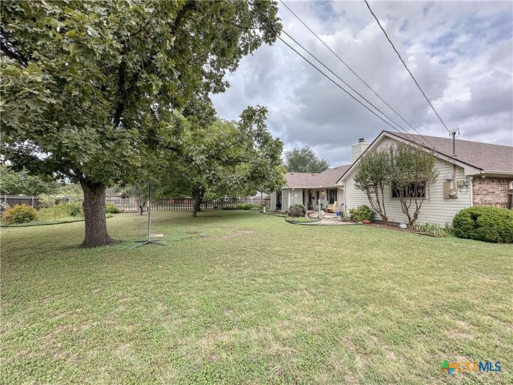 Property Photo:  2000 Longmeadow Road  TX 76548 