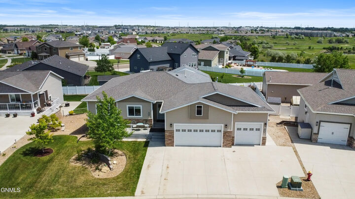 Property Photo:  3619 Augusta Place  ND 58503 