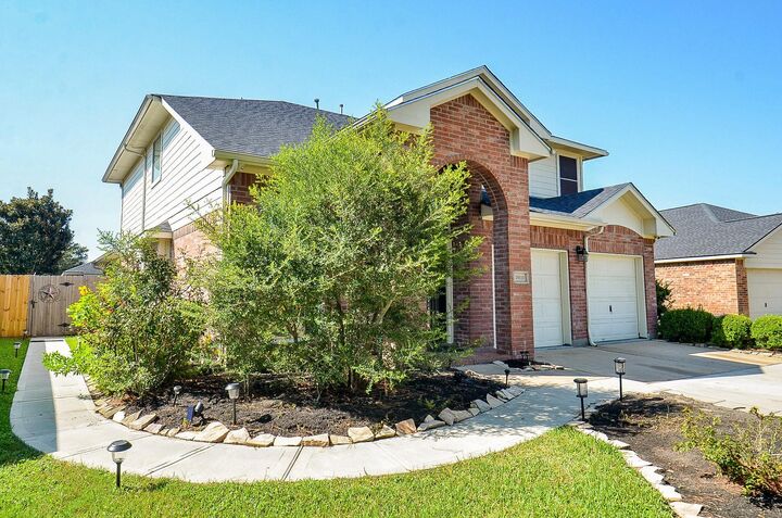 Property Photo: 20111 Lakespire Drive TX 77449