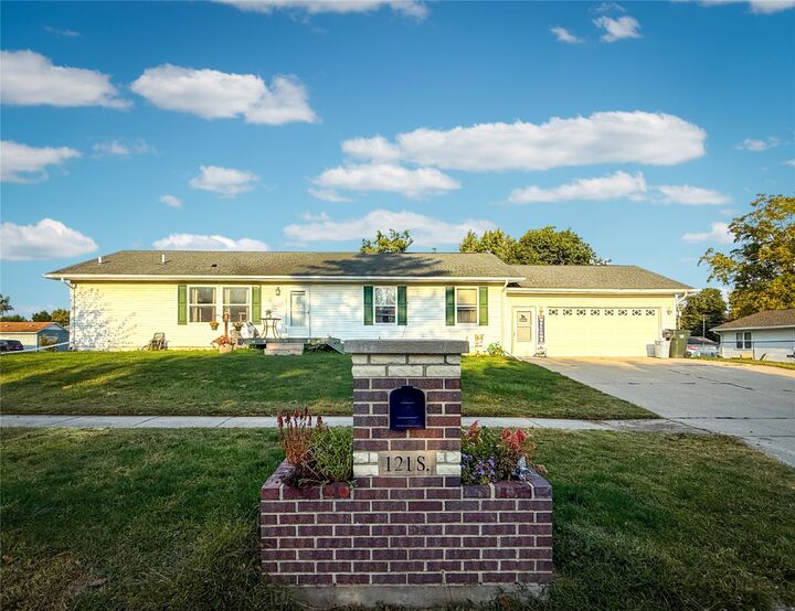 121 S State Street  Boone IA 50036 photo