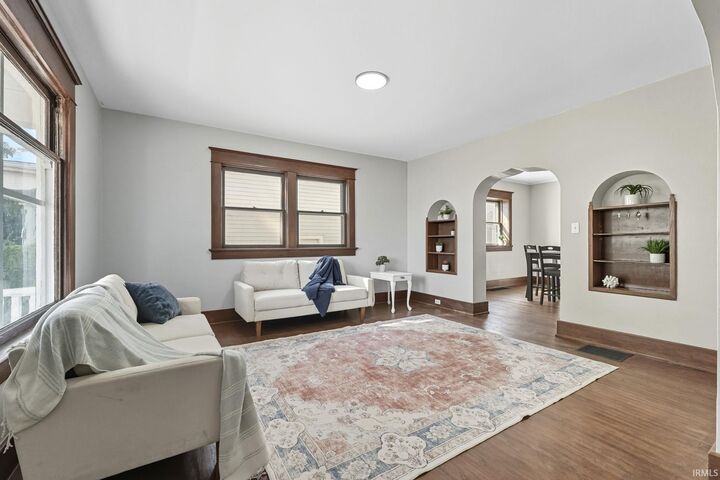 Property Photo:  3218 Hoagland Avenue  IN 46807-1920 