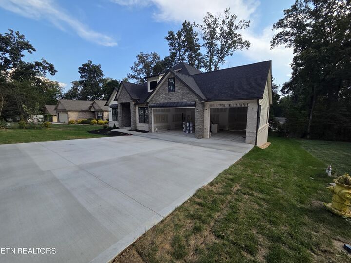 Property Photo:  162 Kawga Way  TN 37774 