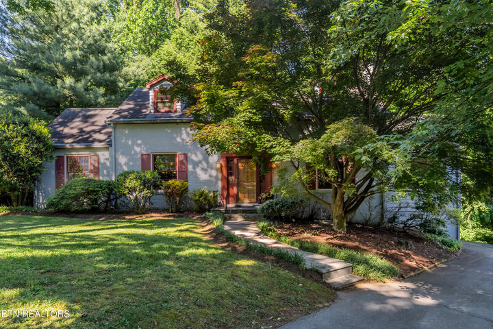 Property Photo:  309 Kingston Court  TN 37919 