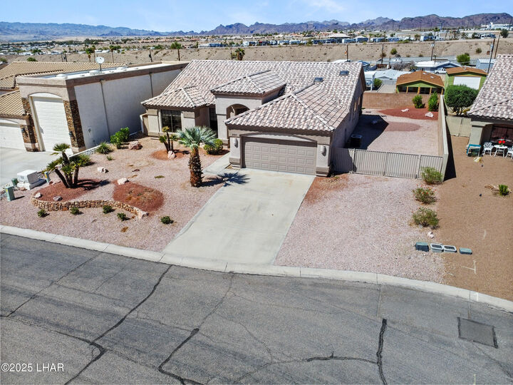 Property Photo:  2423 E George Ln  AZ 86404 