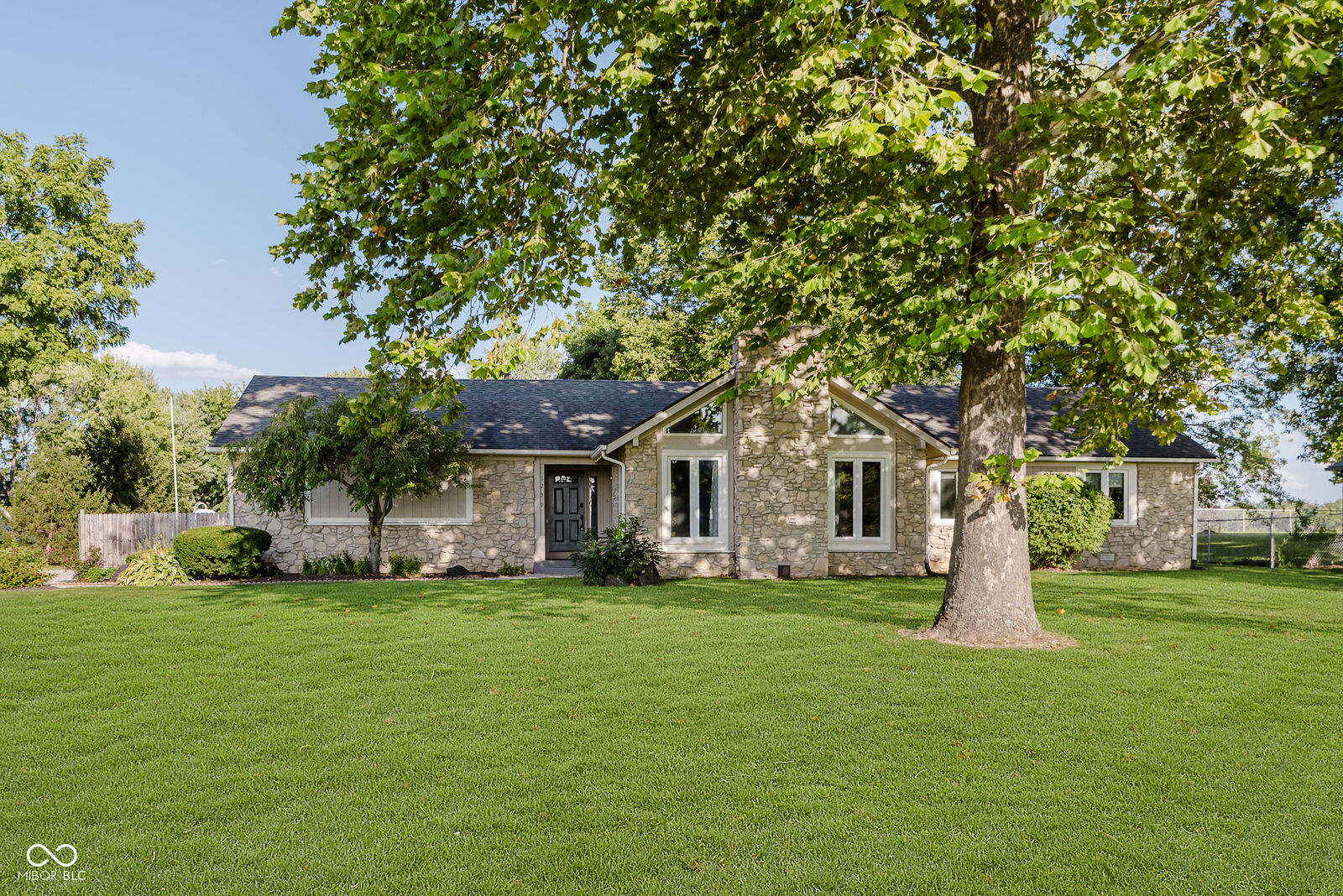 Property Photo:  1239 S 700 W  IN 46163 