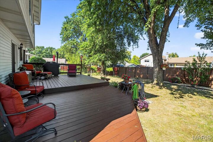 Property Photo:  5 Wood Oaks Drive  MO 63376 