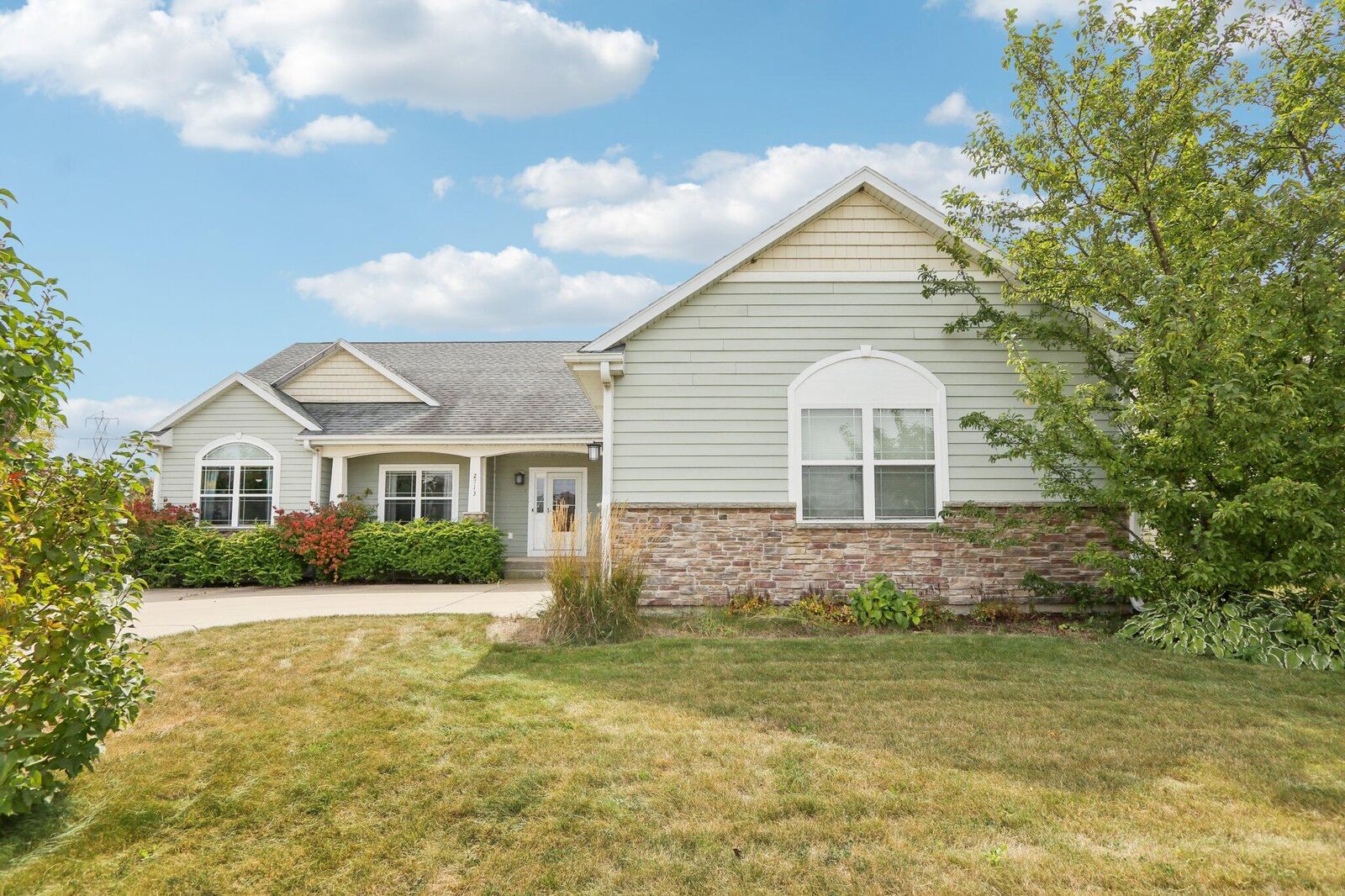 Property Photo: 2713 16th Pl WI 53140