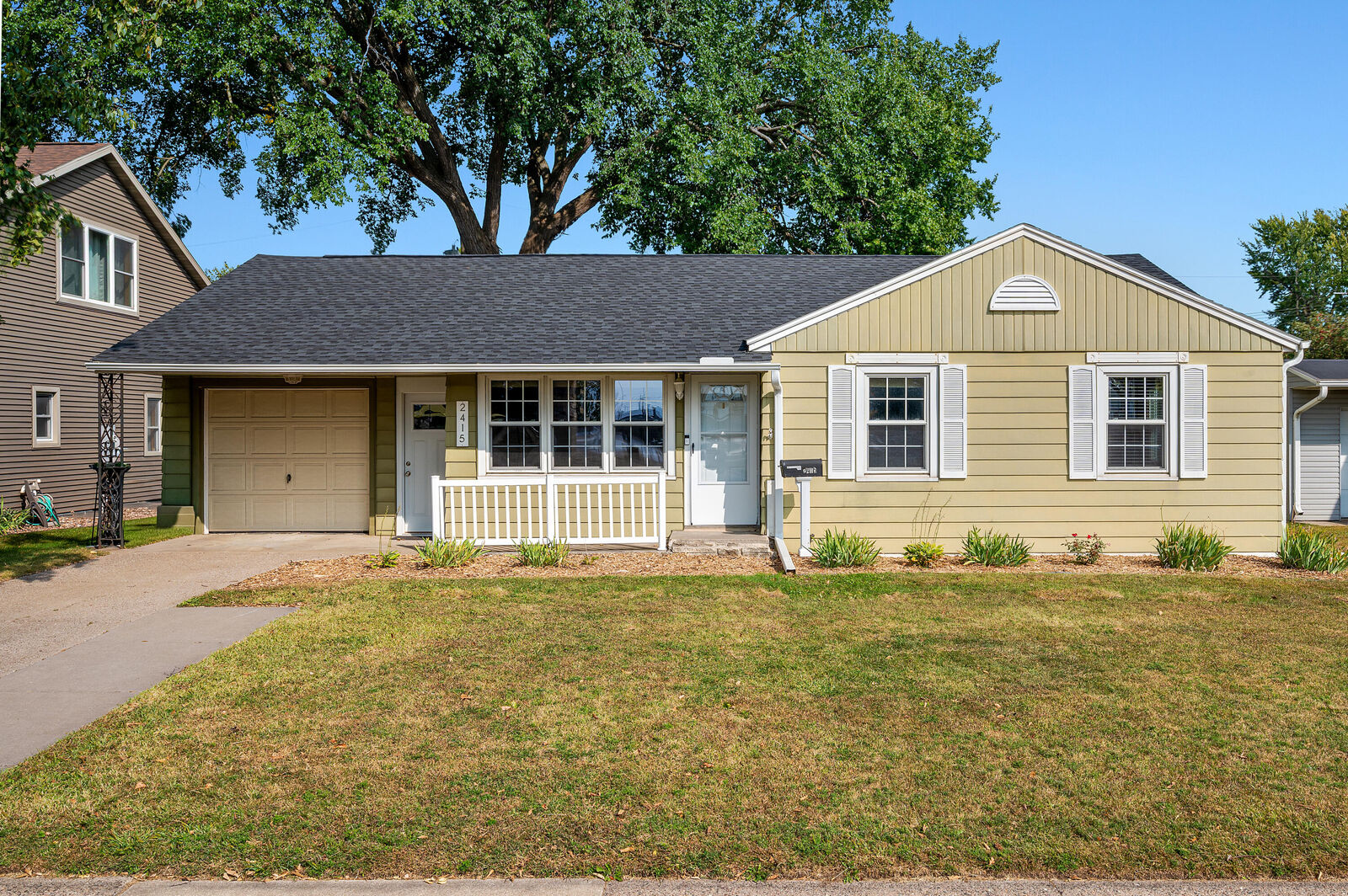 Property Photo: 2415 Losey Blvd WI 54601