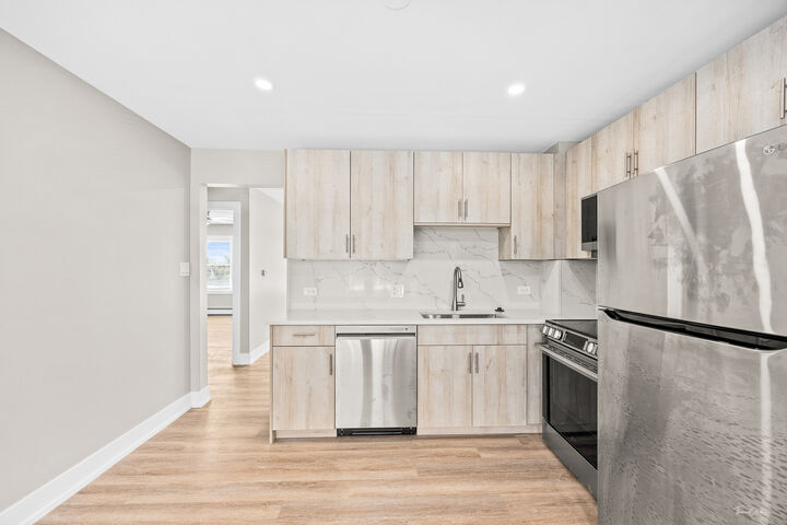 Property Photo: 4429 Prairie Avenue 2 IL 60513