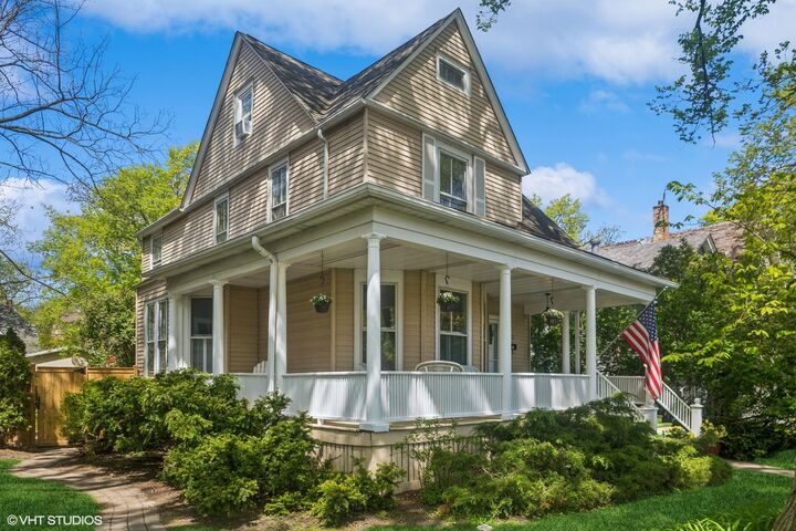 Property Photo:  1022 Elmwood Avenue  IL 60202 