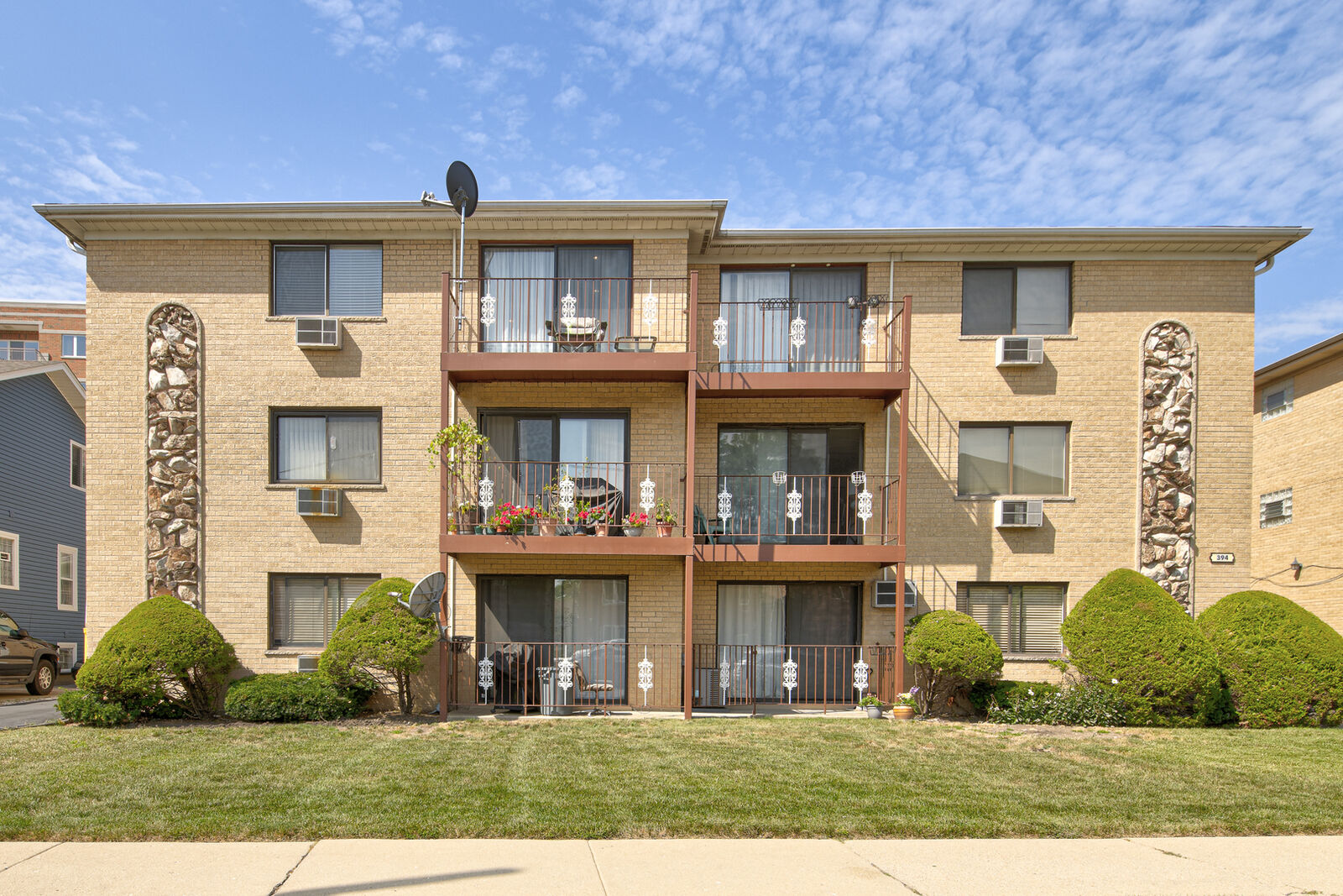 Property Photo:  394 Alles Street 3B  IL 60016 
