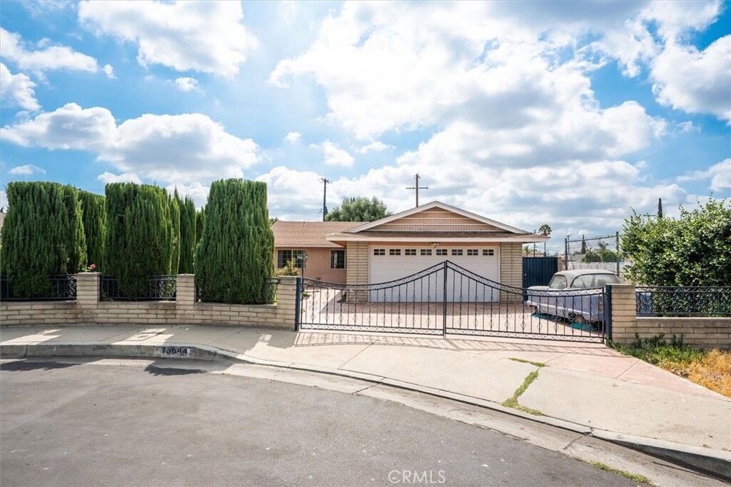 Property Photo: 13644 Kagel Canyon Street CA 91331
