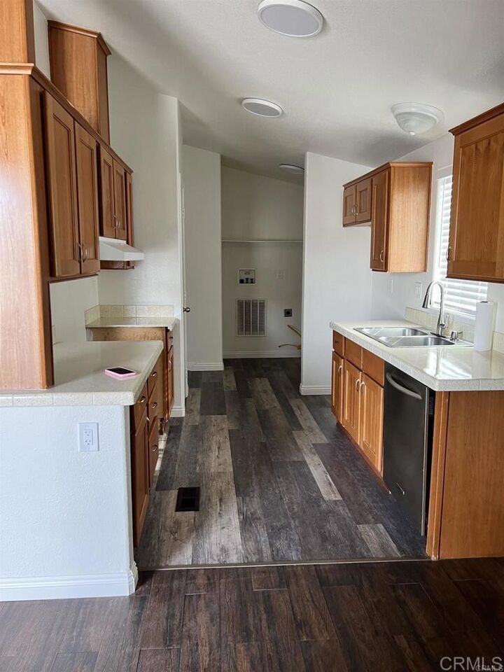 Property Photo:  1313 E Main 34  CA 92021 