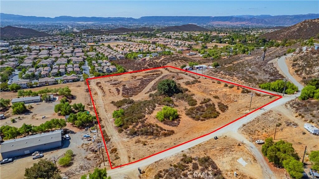 Property Photo:  0 Linnel Lane  CA 92593 