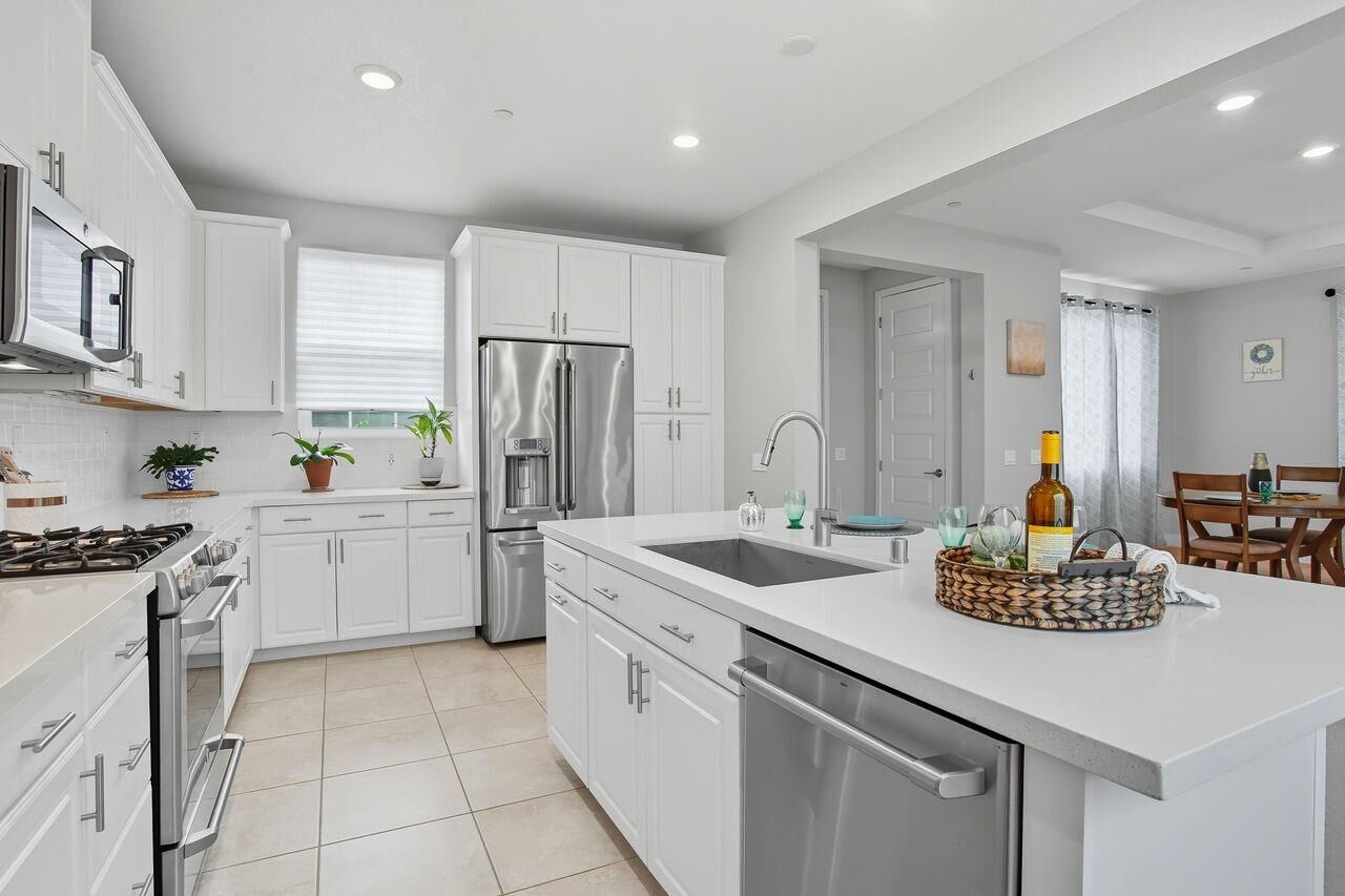 Property Photo:  4009 Crete Island Lane  CA 95834