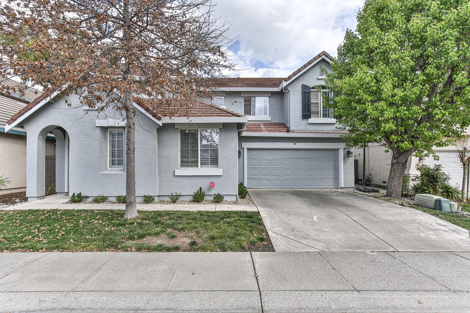 Property Photo: 371 Aviator Circle CA 95835
