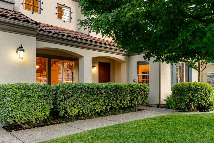 Property Photo: 1672 Stone Canyon Drive CA 95661