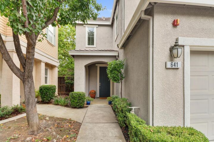 Property Photo:  641 Navigator Drive  CA 95648 
