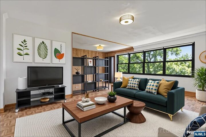 Property Photo:  2352 Linwood Avenue #4D  NJ 07024 