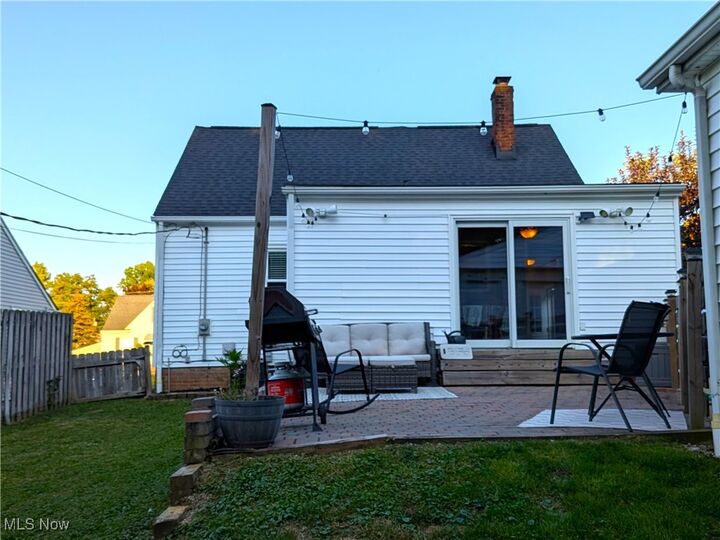 Property Photo:  1146 Iroquois Avenue  OH 44124