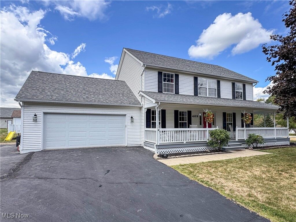 Property Photo:  469 Metz Road  OH 44408 
