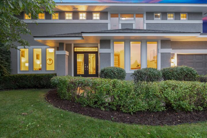 Property Photo: 2125 Longacres Drive MN 55317
