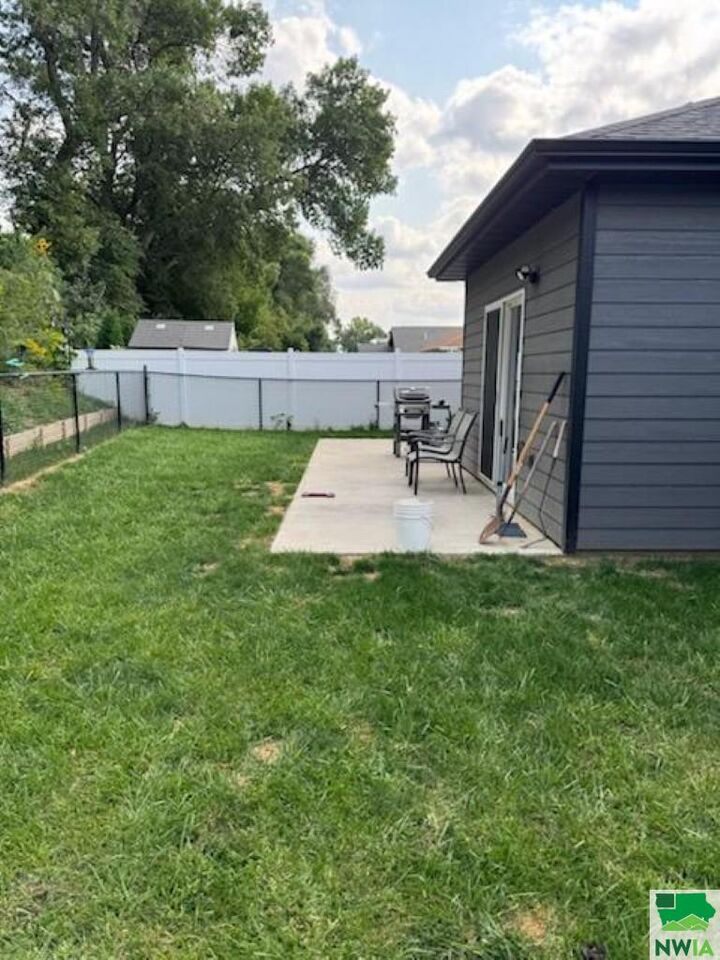 Property Photo:  4724 Harrison  IA 51108 
