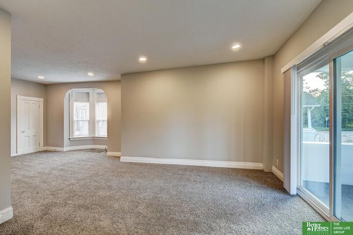 Property Photo:  2208 Maple Street  NE 68110 