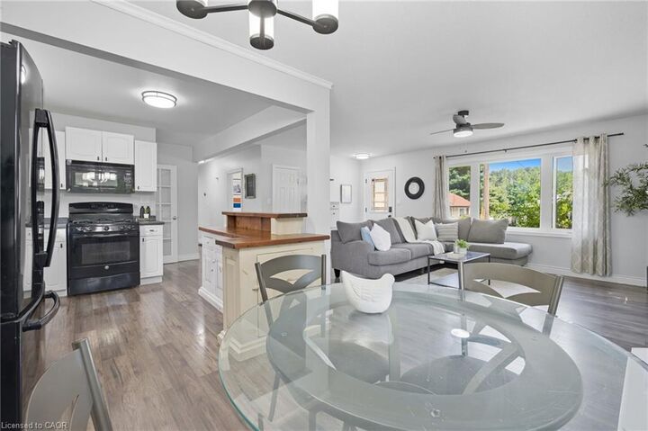 Property Photo:  31 Charles Street  ON N3L 1Y4 