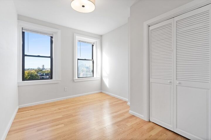 Property Photo:  35 Grove Street 10  MA 02116 