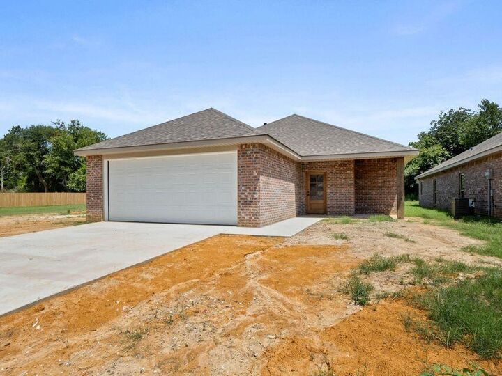 1277 Miller St  Deridder LA 70634 photo