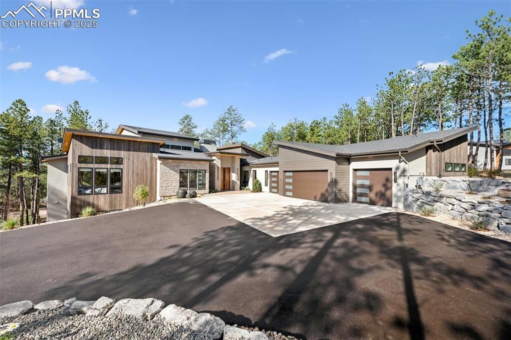 Property Photo:  300 Grandwood Drive  CO 80132 