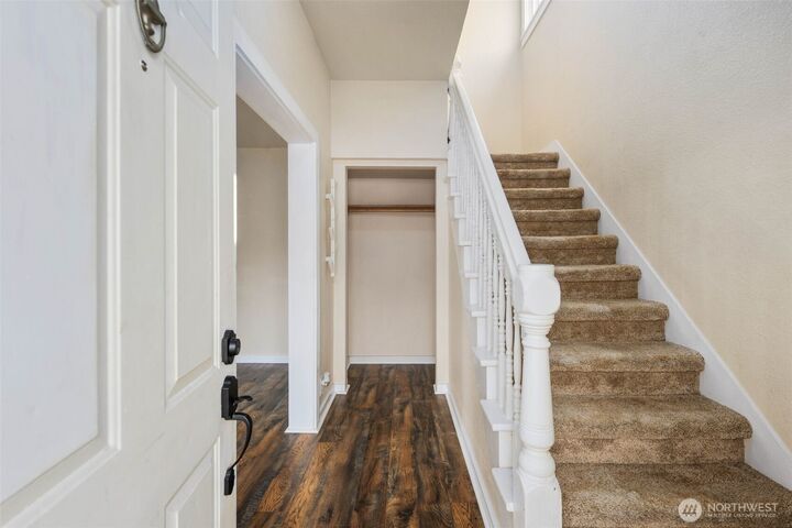 Property Photo: 2307 Fulton Street WA 98201