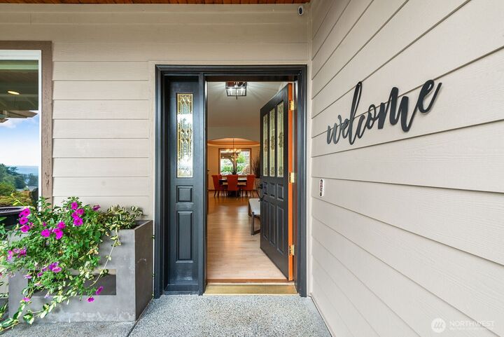 Property Photo:  11318  136th Avenue E  WA 98374 