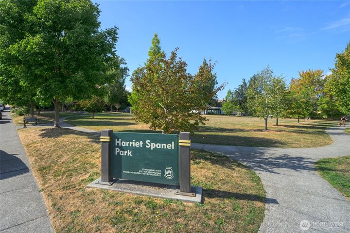 Property Photo:  1234  Grant Street  WA 98225 