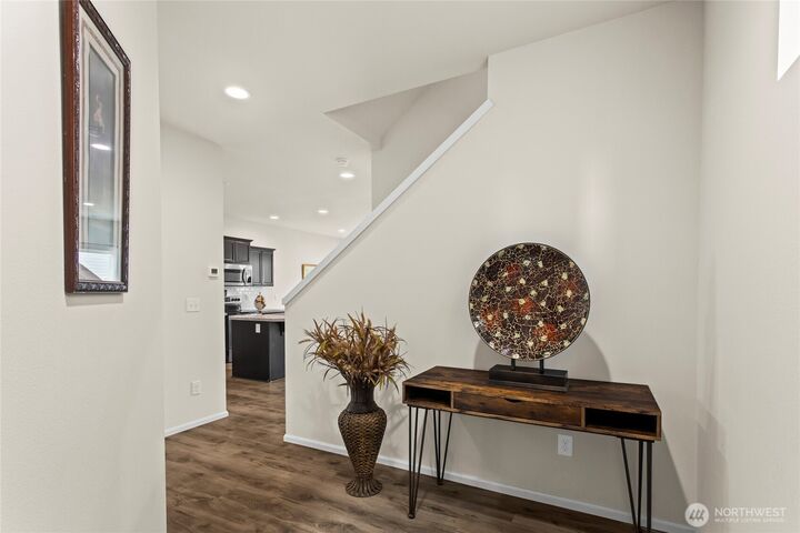 Property Photo: 10549 190 Street E WA 98374